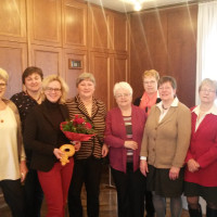 Das Bild zeigt die Abordnung der Frauen aus Main-Spessart, zusammen Generalsekretärin Natascha Kohnen und Heidi Wright, MdB. a. D.